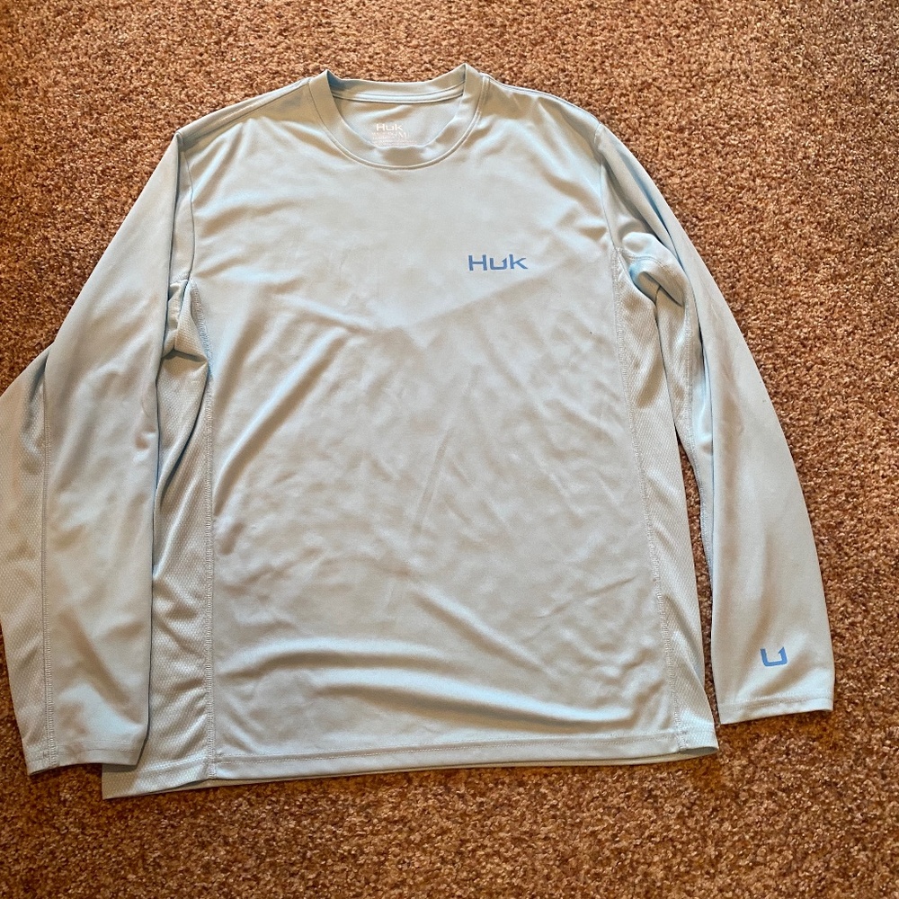 HUK FISHING brand long sleeve light BLUE shirt Men’s